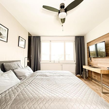 Modernes 2-Zimmer-Apartment, Nähe der neuen Leipziger Messe, ideal für vier Personen Exterior foto