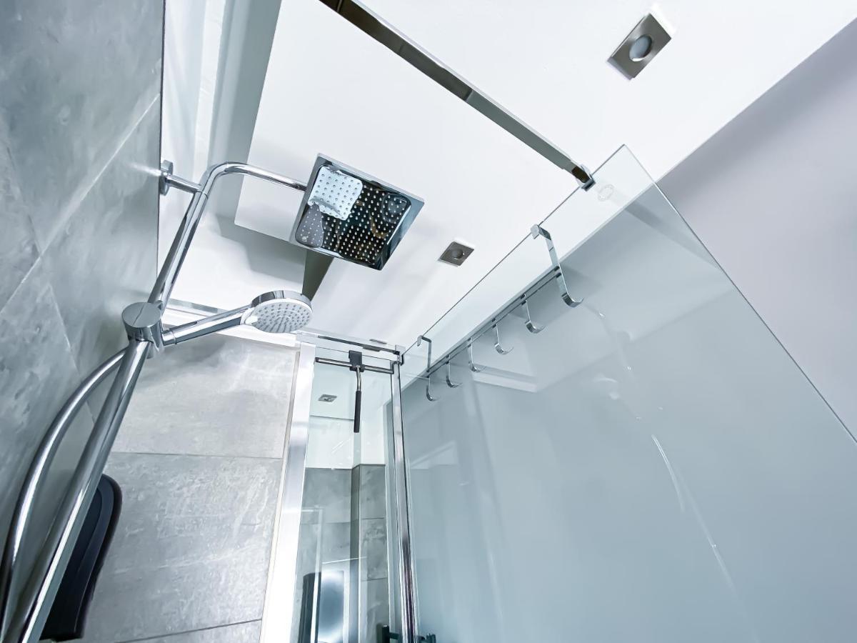 Modernes 2-Zimmer-Apartment, Nähe der neuen Leipziger Messe, ideal für vier Personen Exterior foto