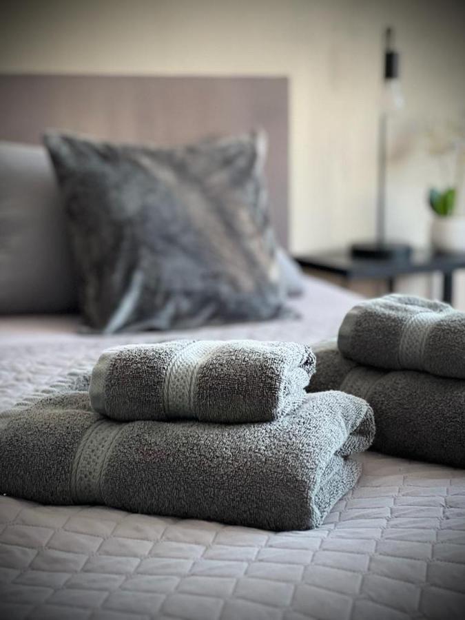 Modernes 2-Zimmer-Apartment, Nähe der neuen Leipziger Messe, ideal für vier Personen Exterior foto