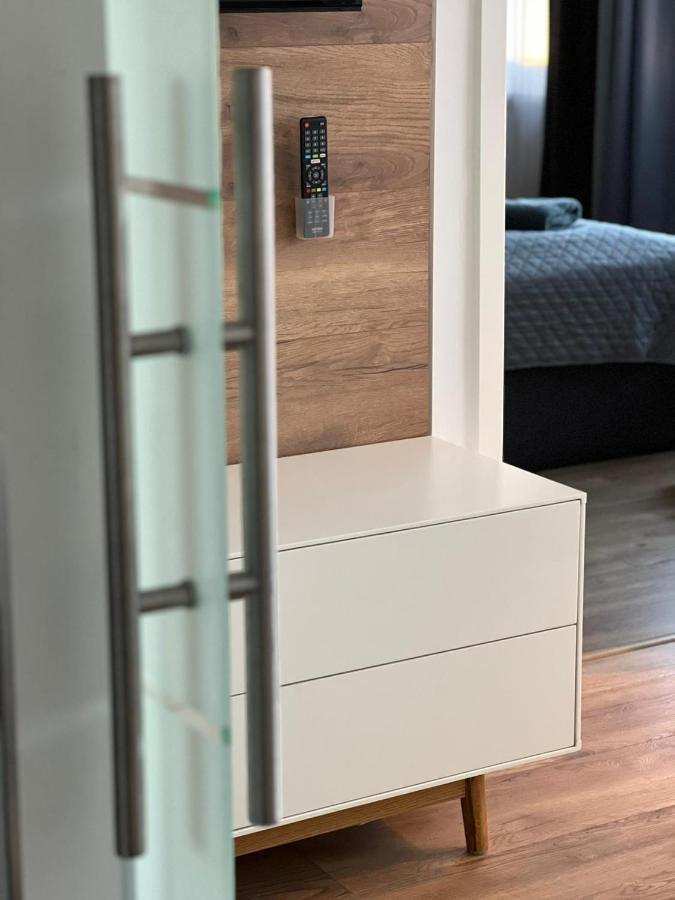 Modernes 2-Zimmer-Apartment, Nähe der neuen Leipziger Messe, ideal für vier Personen Exterior foto