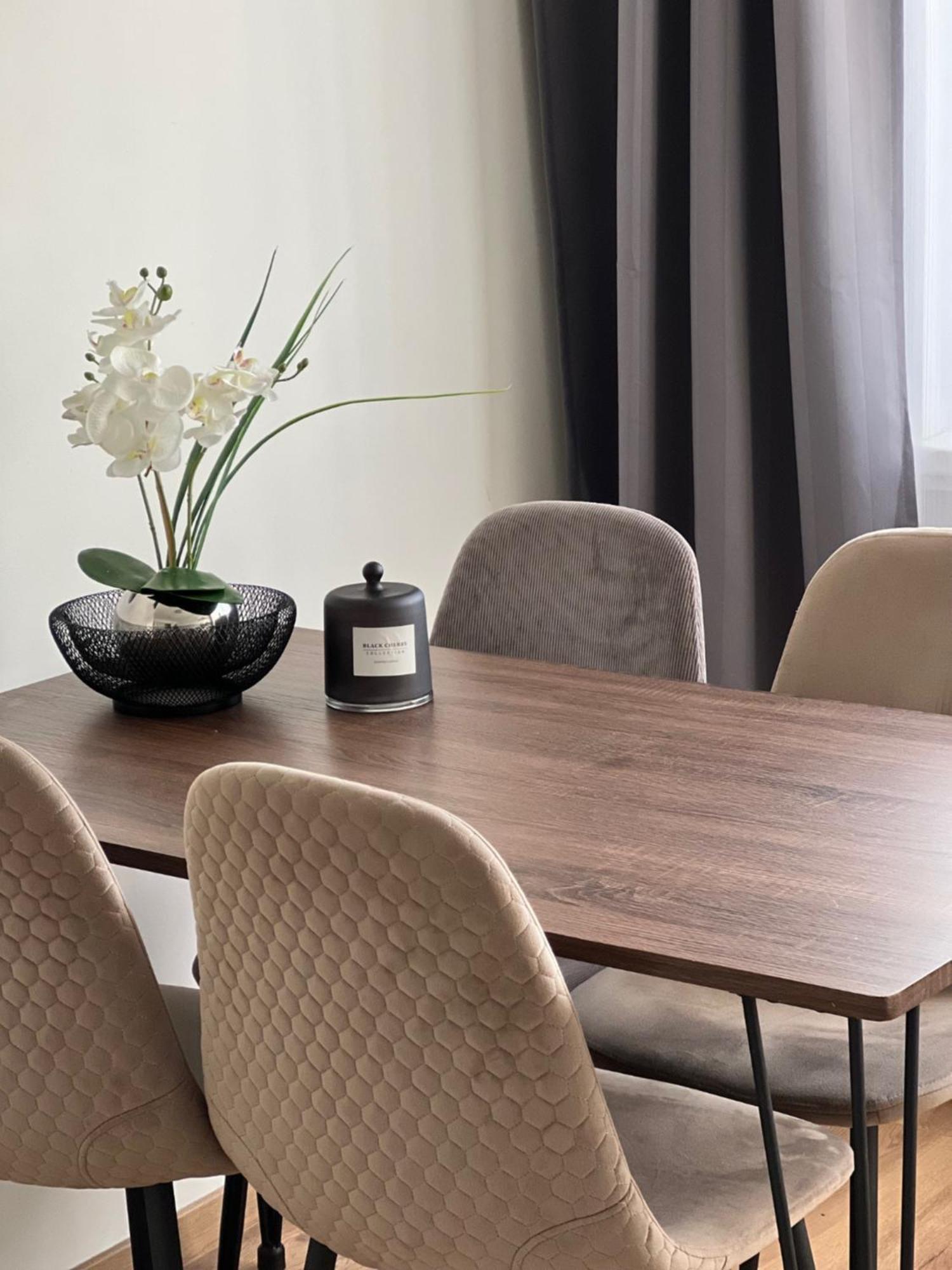 Modernes 2-Zimmer-Apartment, Nähe der neuen Leipziger Messe, ideal für vier Personen Exterior foto